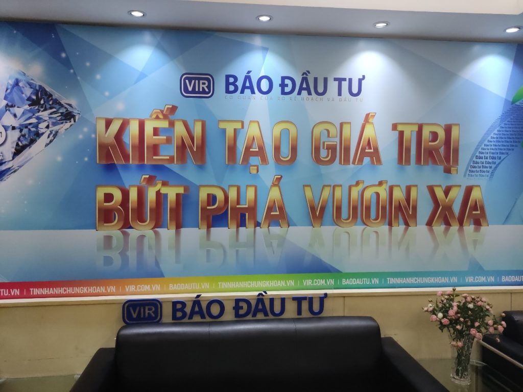 Talkshow: Hành lang pháp lý cho Game ứng dụng Blockchain tại Việt Nam được báo đầu tư - Vietnam Investment Review (VIR) tổ chức