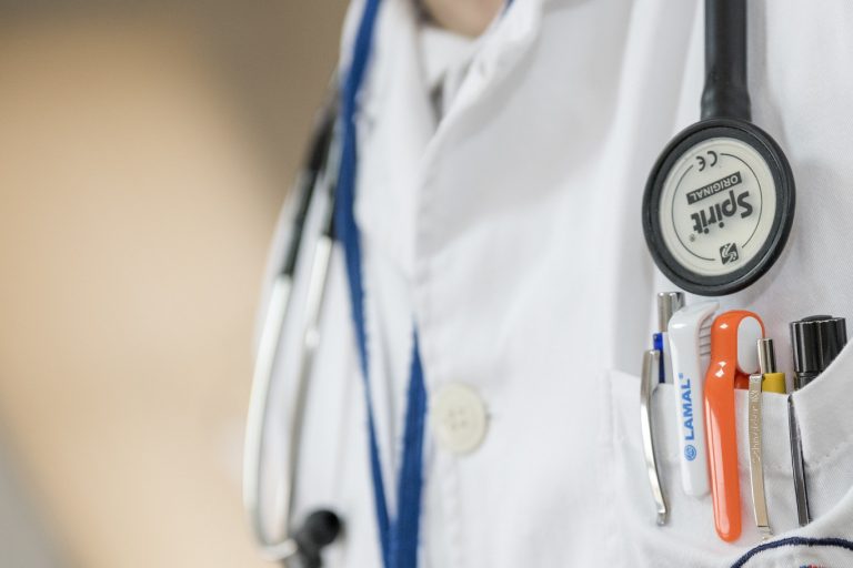 salary-system-for-doctors-in-vietnam-asl-law