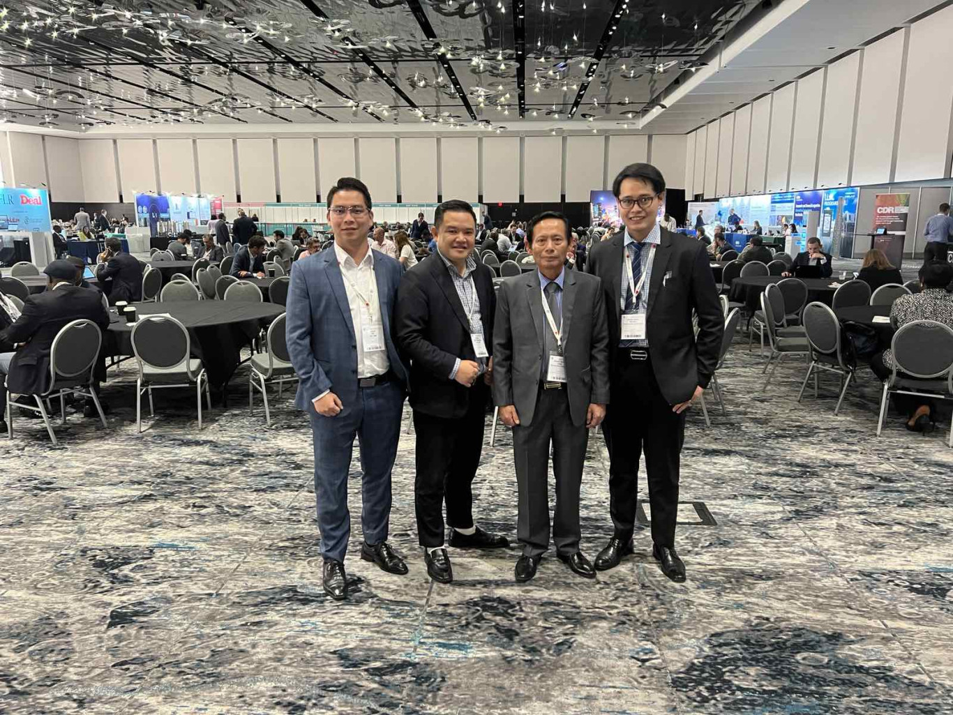 ASL LAW and the representative of the Vietnam Bar Federation (Vice President of the Vietnam Bar Federation - Phan Trung Hoai) at the IBA 2022 annual conference