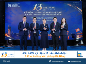 ASL LAW các luật sư và nhân viên chụp ảnh kỷ niệm 13 năm thành lập và khai trương văn phòng Đà Nẵng.